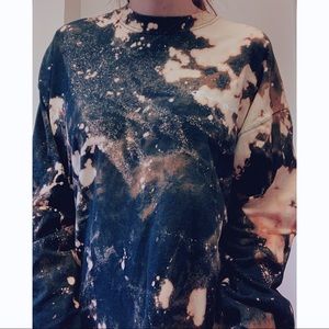 Champion Top $65 on Depop/Insta @kaitlynnsapparel